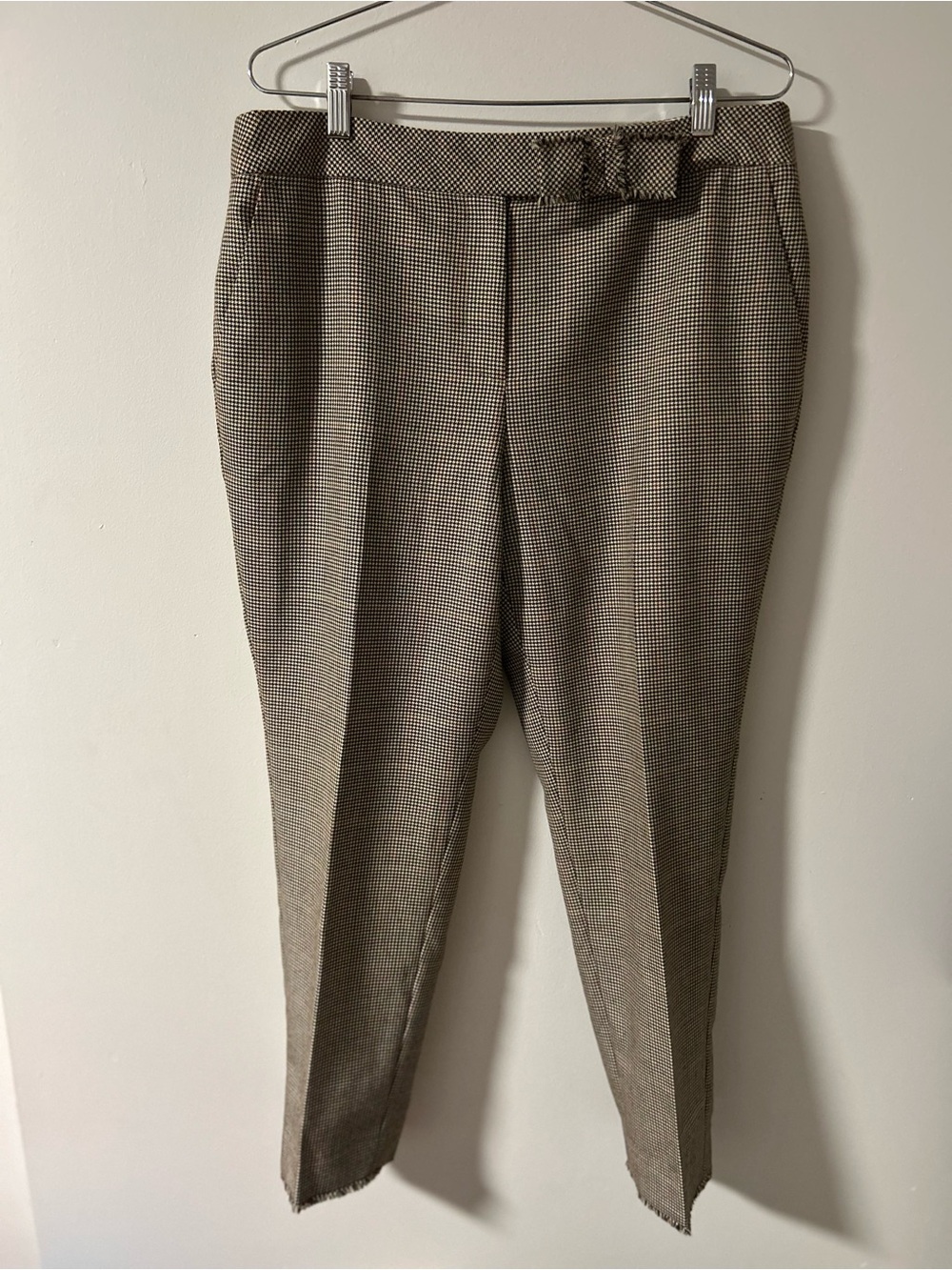 Marc Cain Houndstooth Frayed Raw Hem Crop Pants Trousers with bow detail